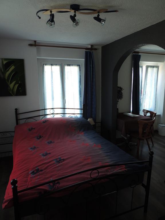 Hotel De La Gare Cousset 객실 사진