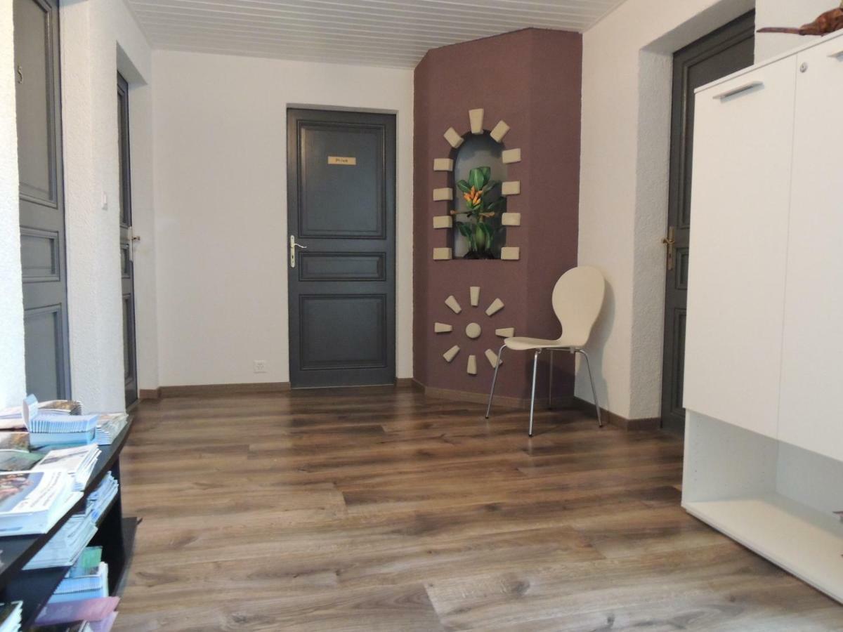 Hotel De La Gare Cousset 외부 사진